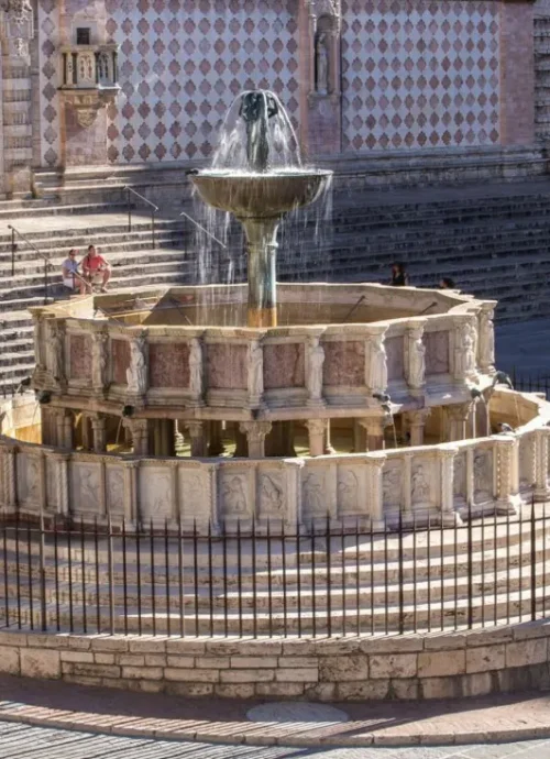 Perugia walking tour with official local guide