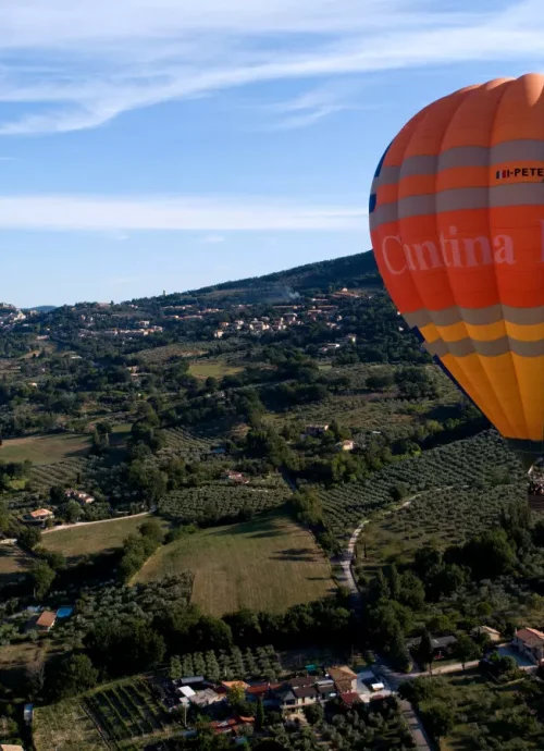 Balloon ride in Umbria. Flying over Assisi