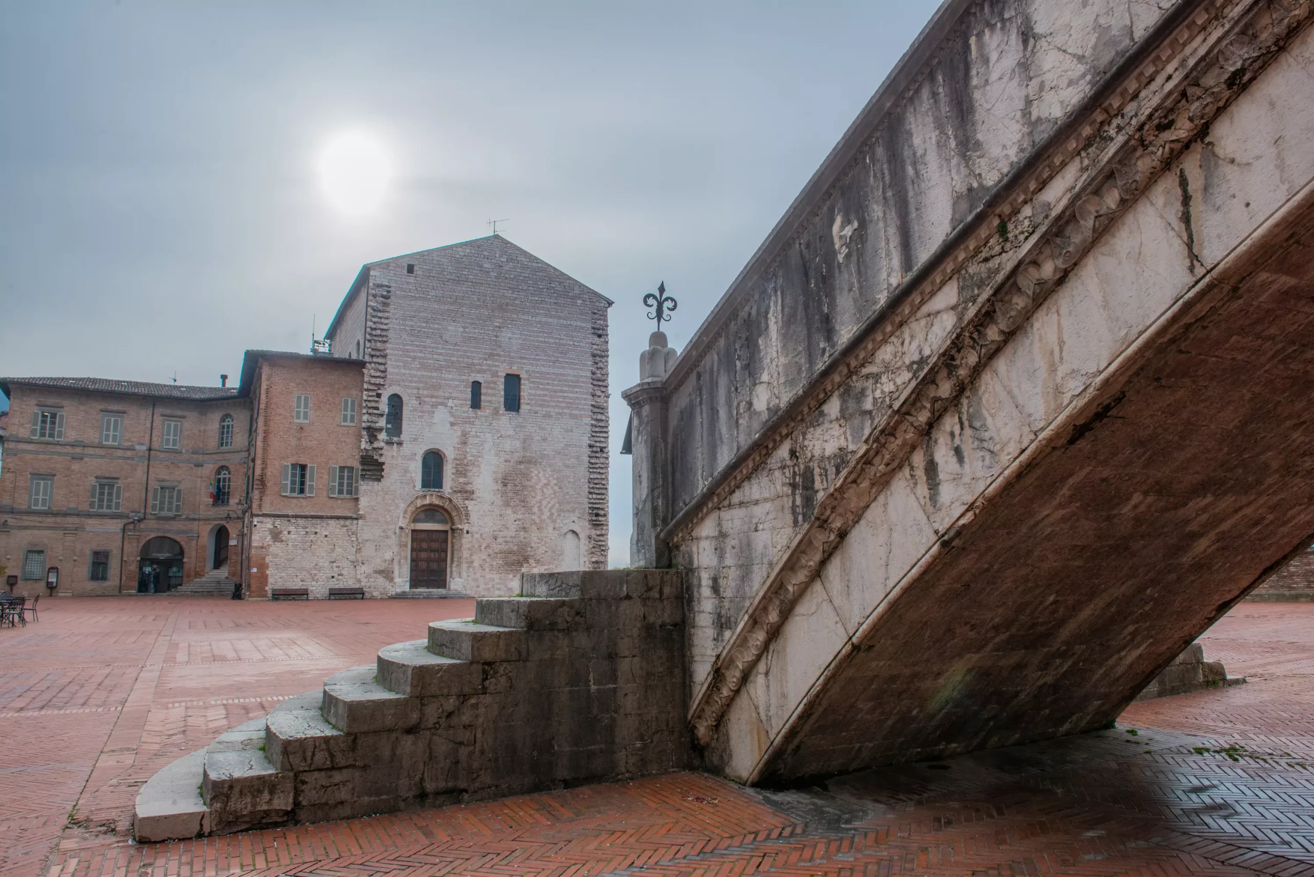 tour gubbio